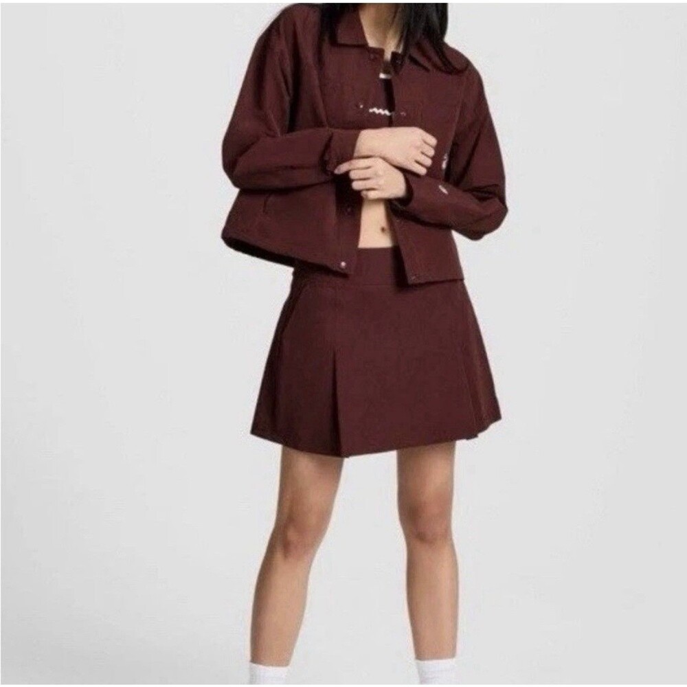 Champion Women’s Medium Ruby Snap Front Prep Jacket Small With Matching Skort  2